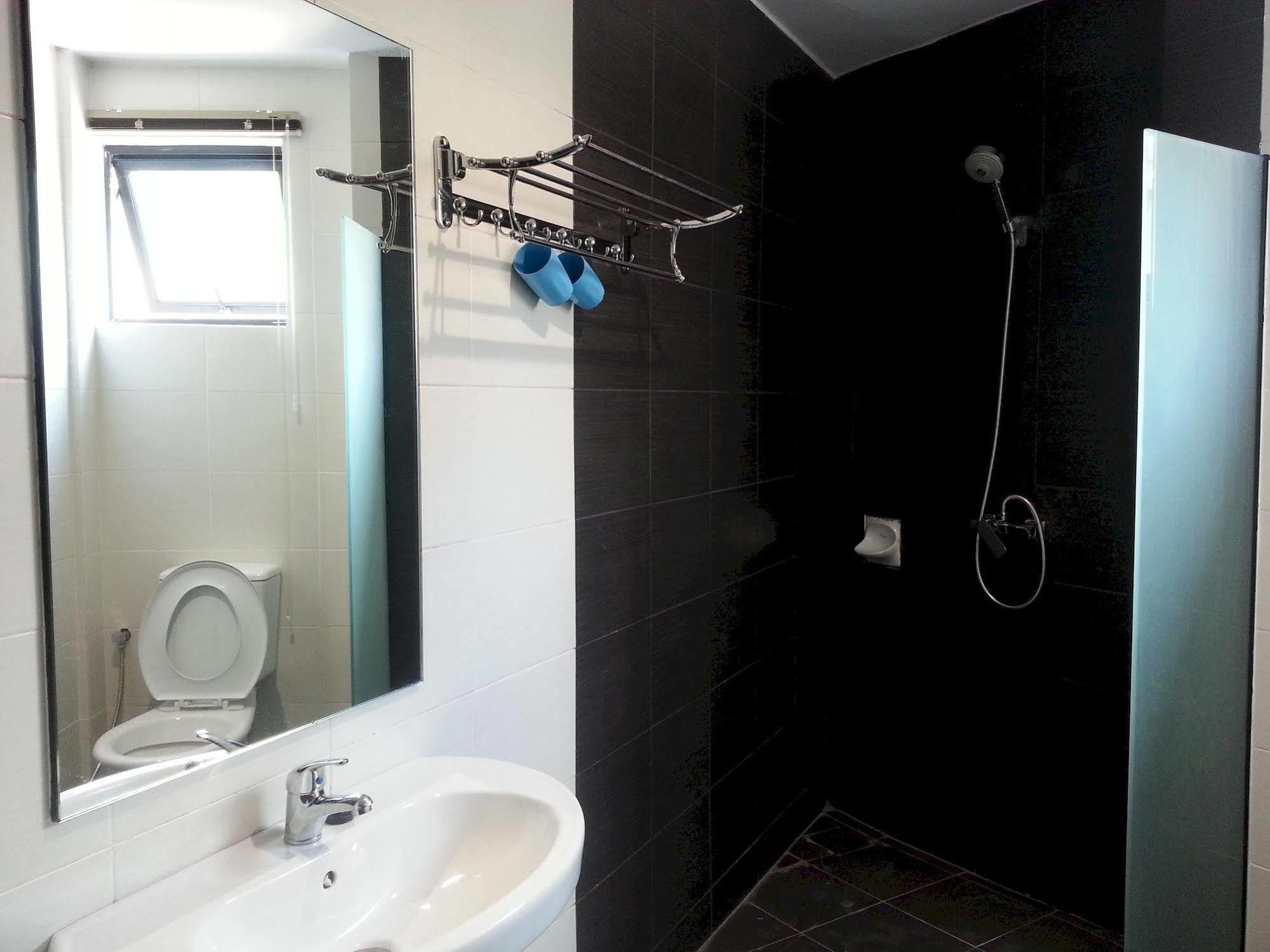 Padungan Hotel Кучинг Экстерьер фото